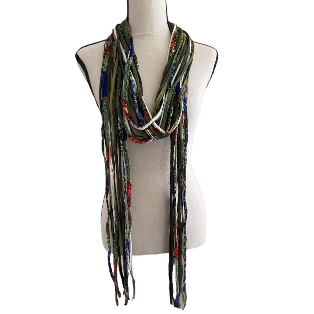 DONA BELA SCARF